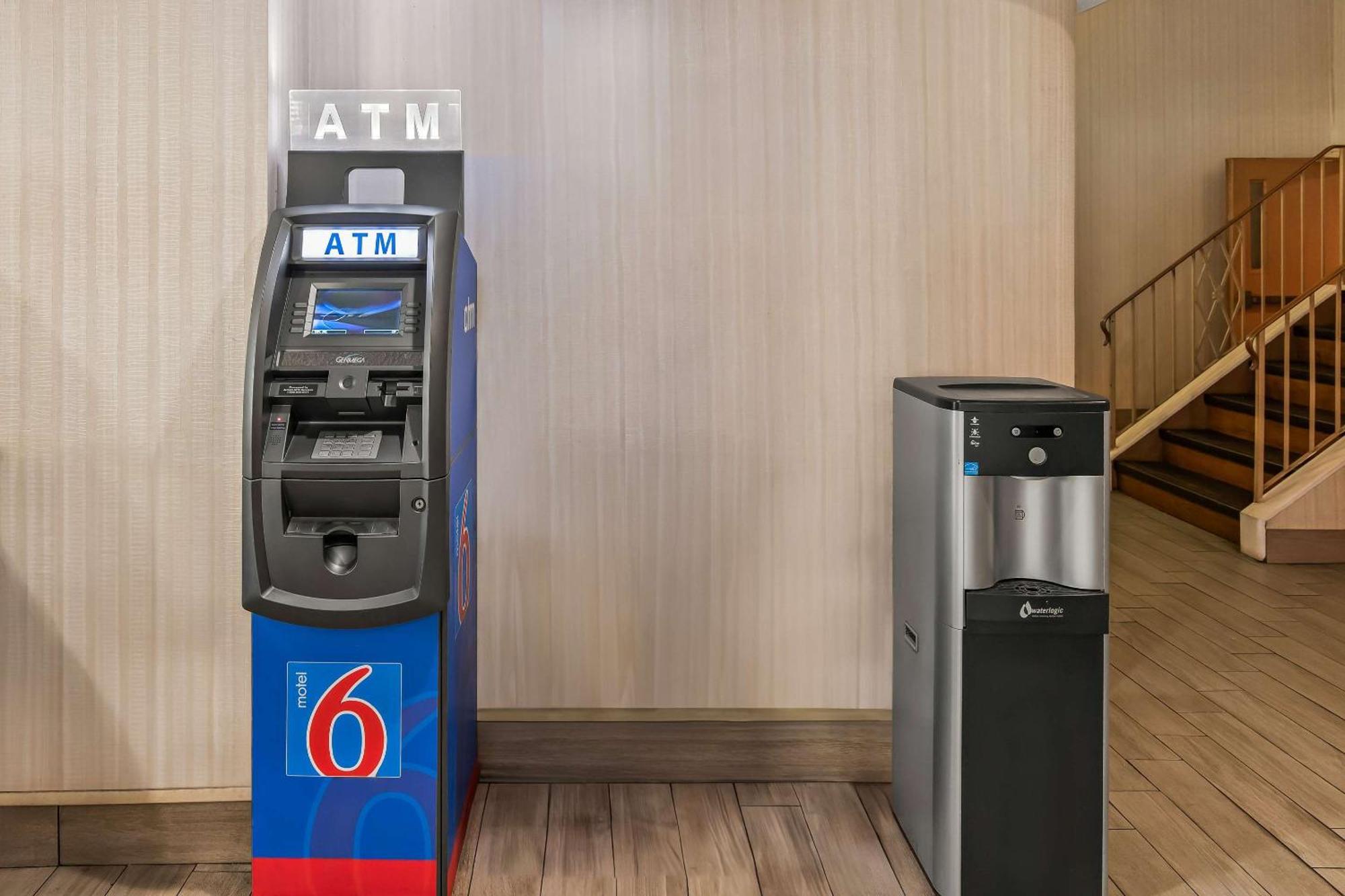 Motel 6 Lester - Philadelphia Airport Kültér fotó
